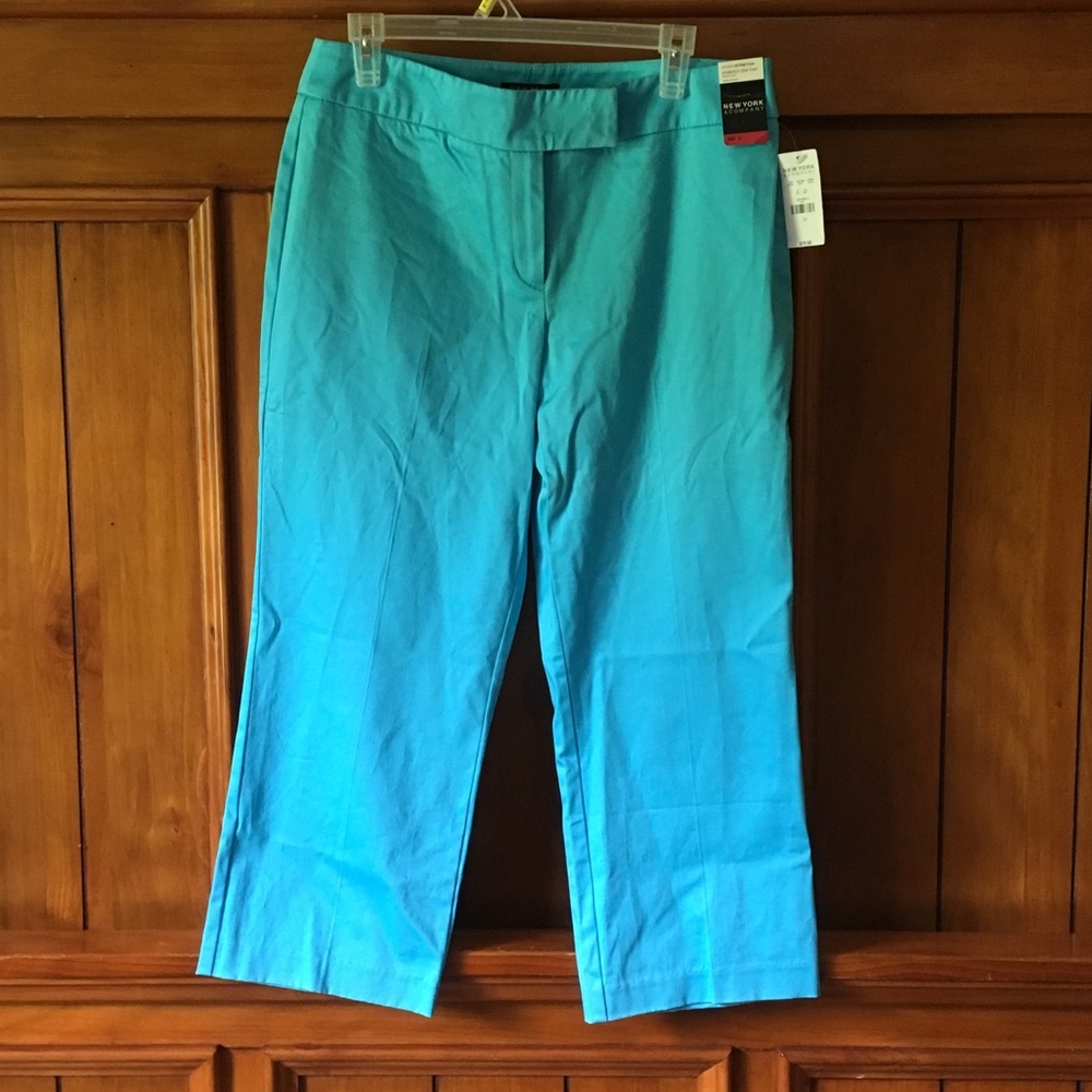 NWT New York & Company Capris